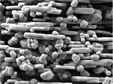 कम सोडा कैलक्लाइंड एल्यूमिना